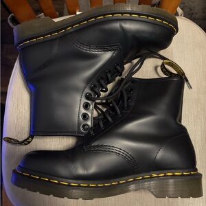 Dr Martens 1460 Smooth Leather Lace Up Boots